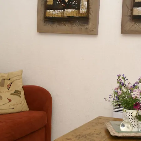 Cozy Holiday In Maxime With Swimming Pool * Sainte-Maxime